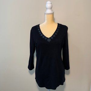 JM BLACK TUNIC FITTED SIZE M V NECK DETAILS